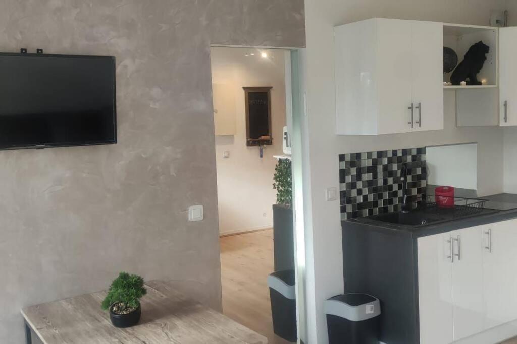 A 7 Min De Paris, 2 Pieces "Cylia Residences" A Maisons Alfort Exterior photo